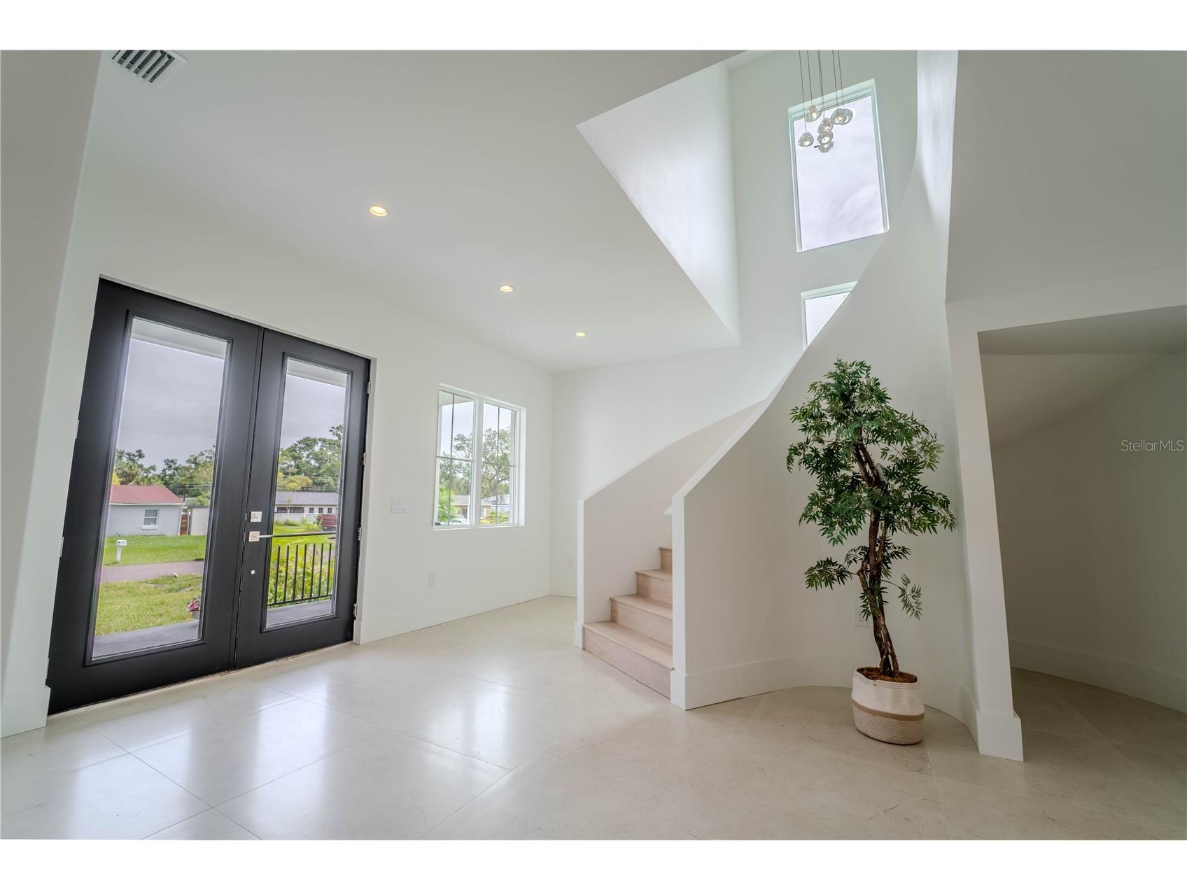 4414 W Lawn Avenue Tampa FL 33611 TB8498692 image57