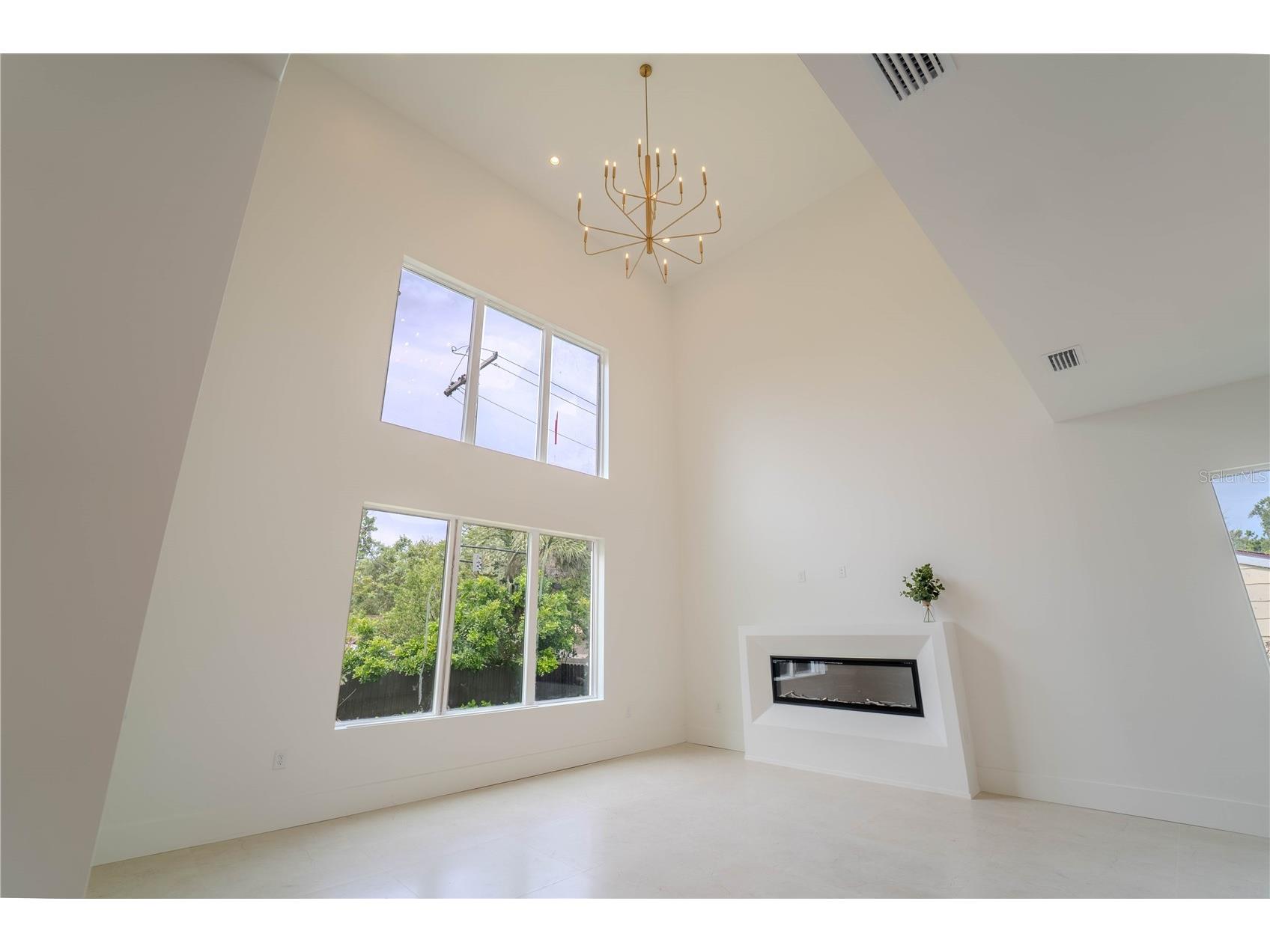 4414 W Lawn Avenue Tampa FL 33611 TB8498692 image58