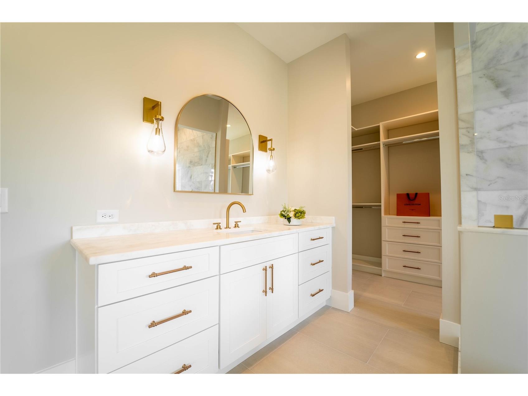 4414 W Lawn Avenue Tampa FL 33611 TB8498692 image70