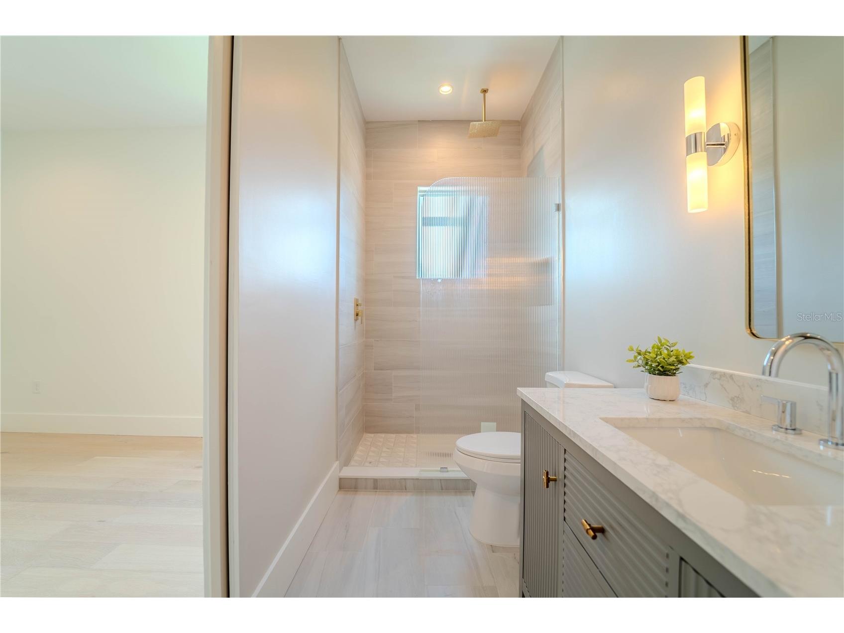 4414 W Lawn Avenue Tampa FL 33611 TB8498692 image87