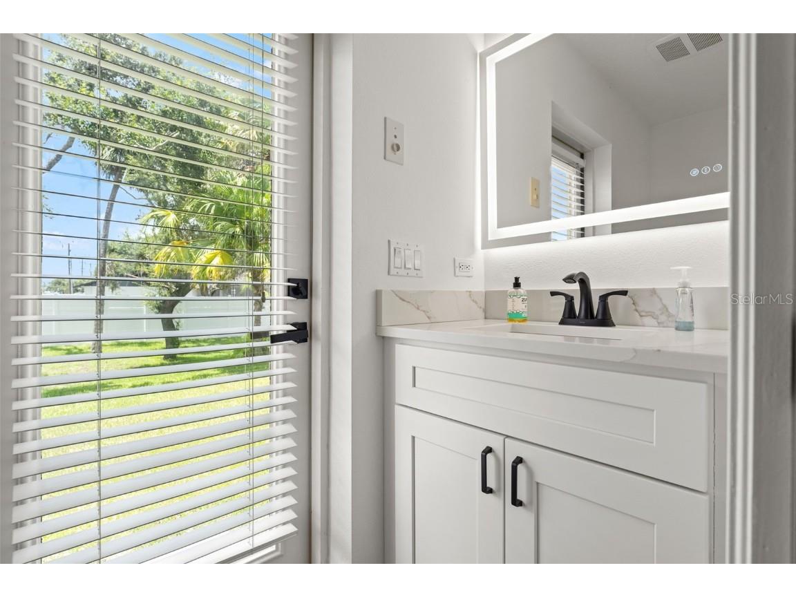 4415 Barracuda Drive Bradenton FL 34208 - MANATEE RIVER A4660075 image52