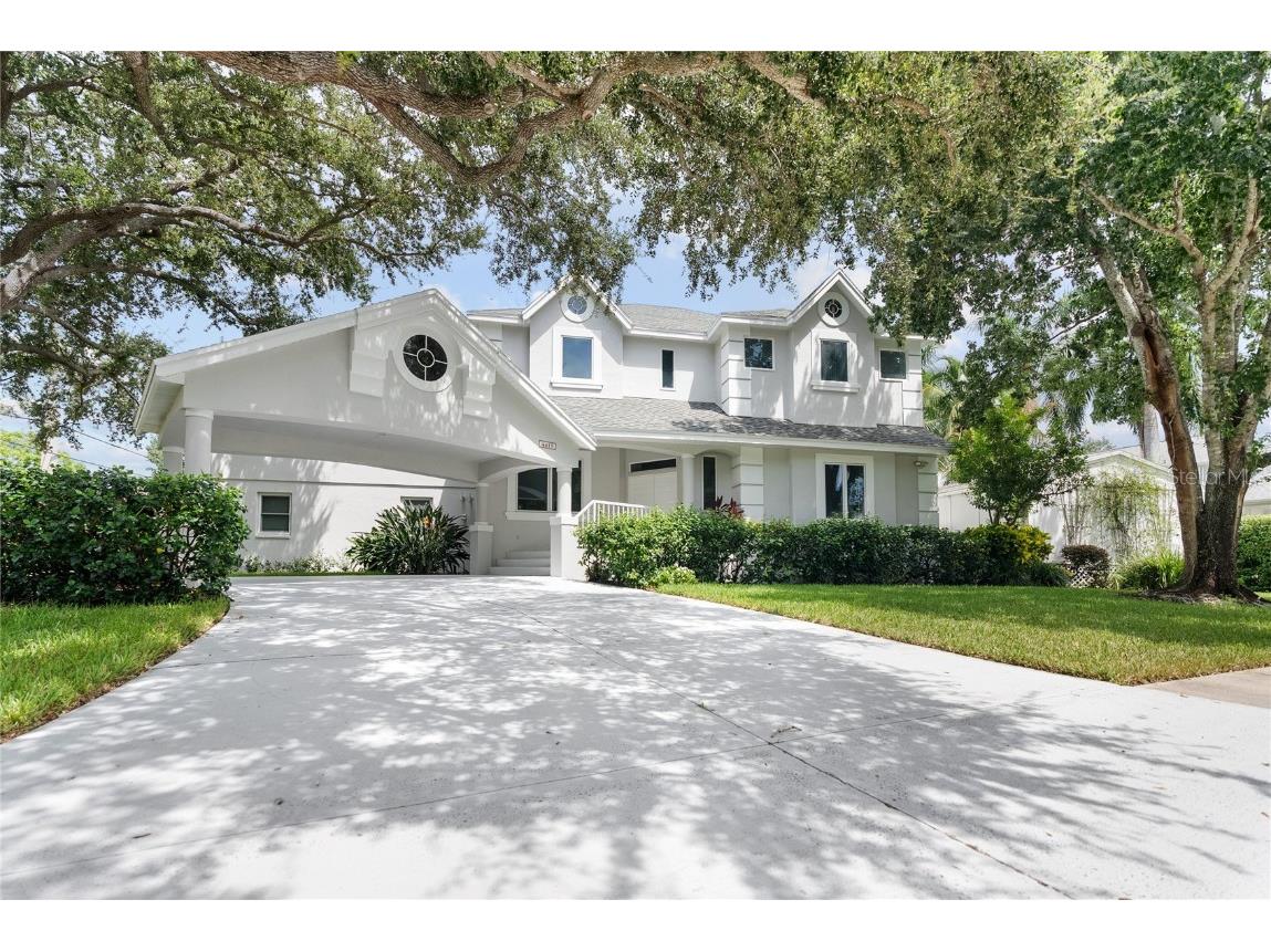 4415 Blue Marlin Drive Bradenton FL 34208 - MANATEE RIVER A4619480 image1