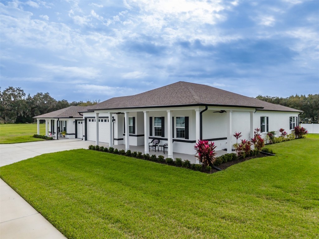 4415 Chandler Avenue Plant City FL 33567 T3497177 image1