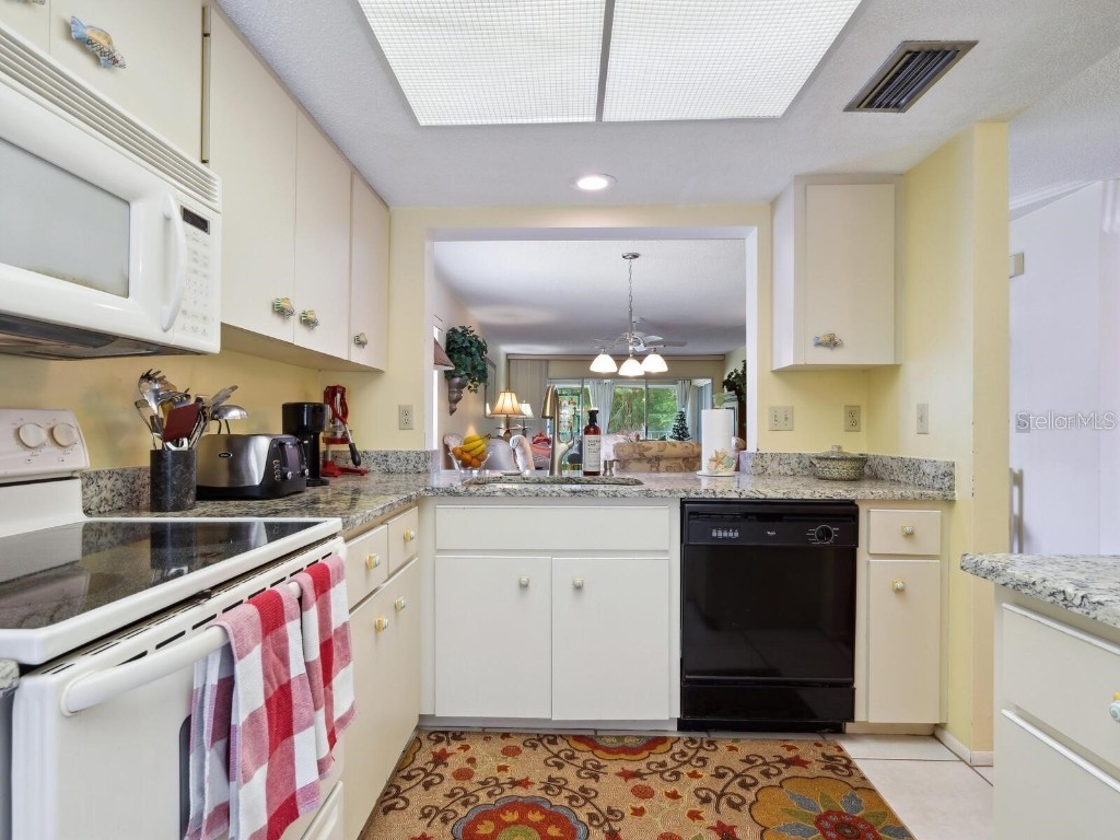 4415 Longmeadow #44 Sarasota FL 34235 A4626464 image17