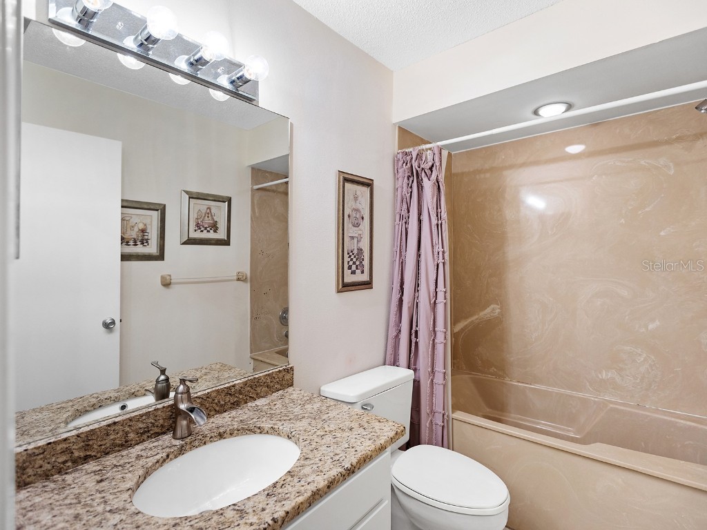 4415 Longmeadow #44 Sarasota FL 34235 A4671894 image22