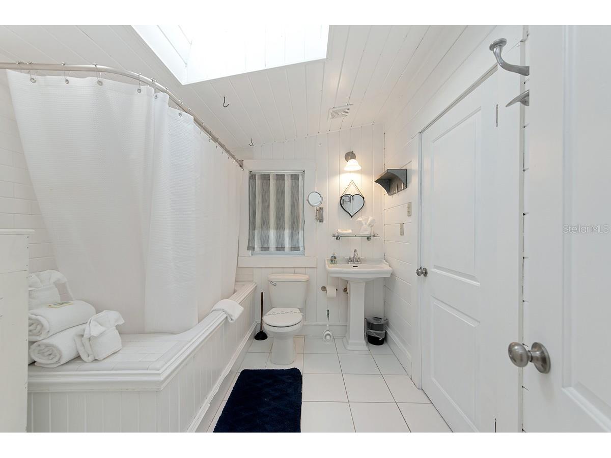 4416 123rd St Court W Cortez FL 34215 A4682069 image13