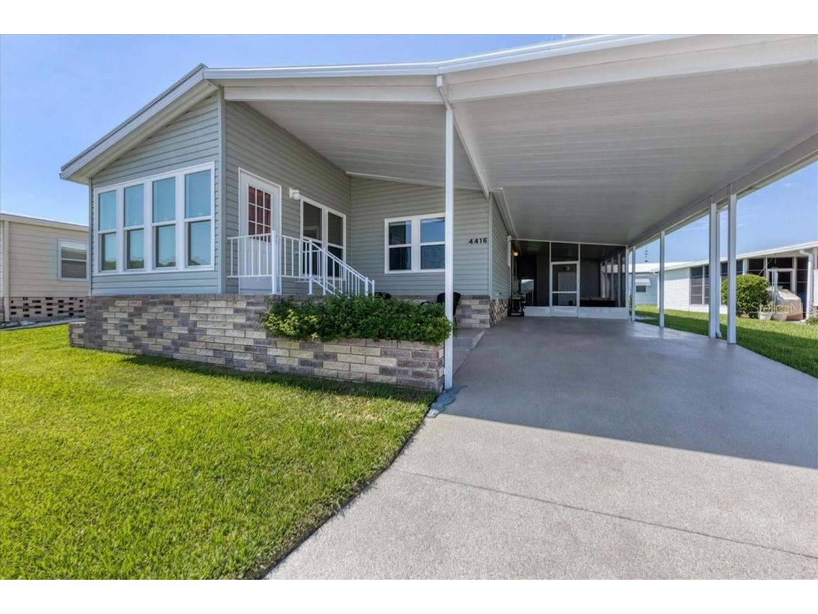 4416 15th Street E Ellenton FL 34222 A4575153 image1