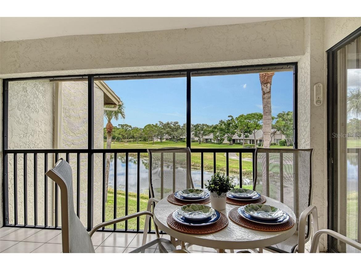 4416 Weybridge #90 Sarasota FL 34235 A4667780 image1