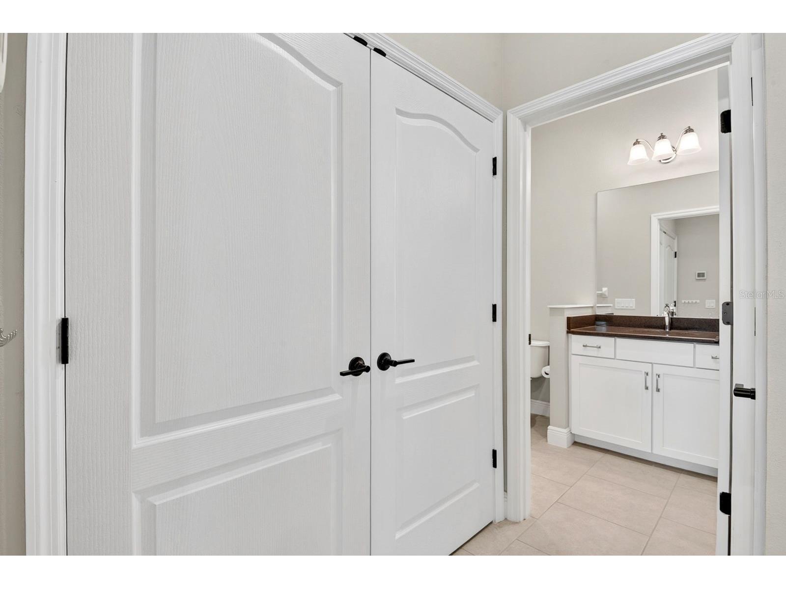 4417 Amalfi Avenue Sarasota FL 34243 A4692042 image24