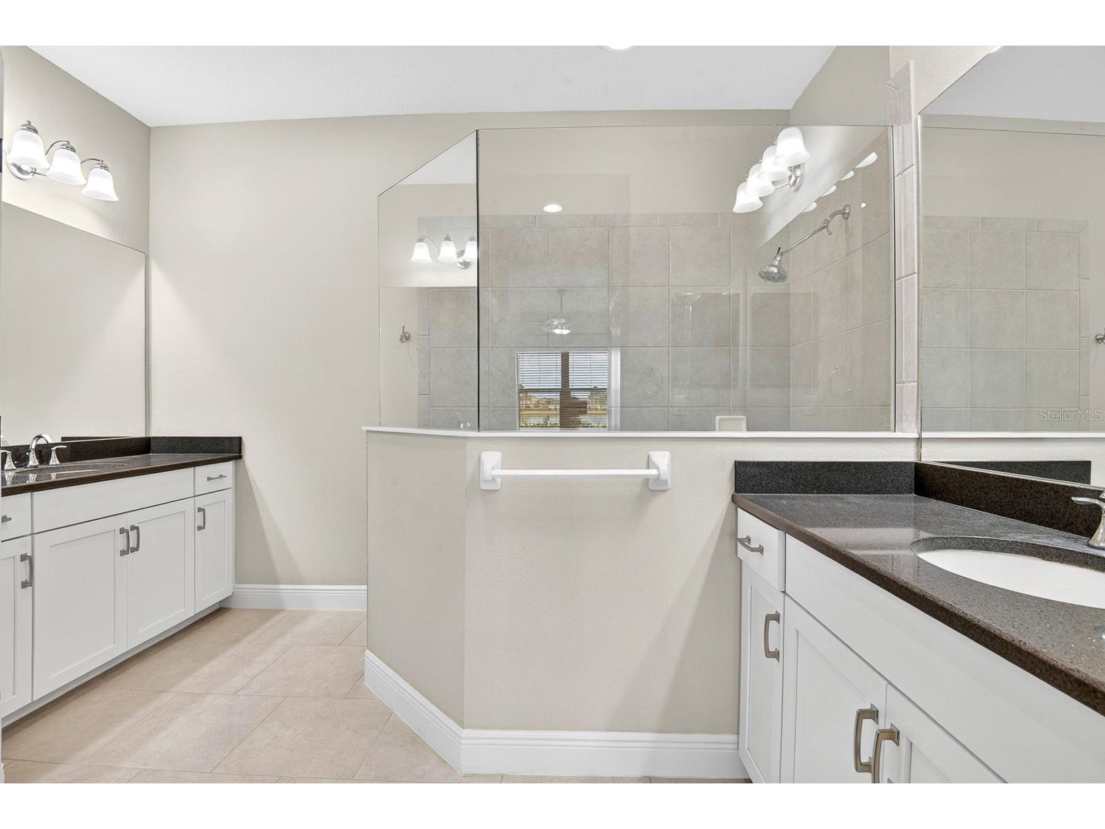 4417 Amalfi Avenue Sarasota FL 34243 A4692042 image26