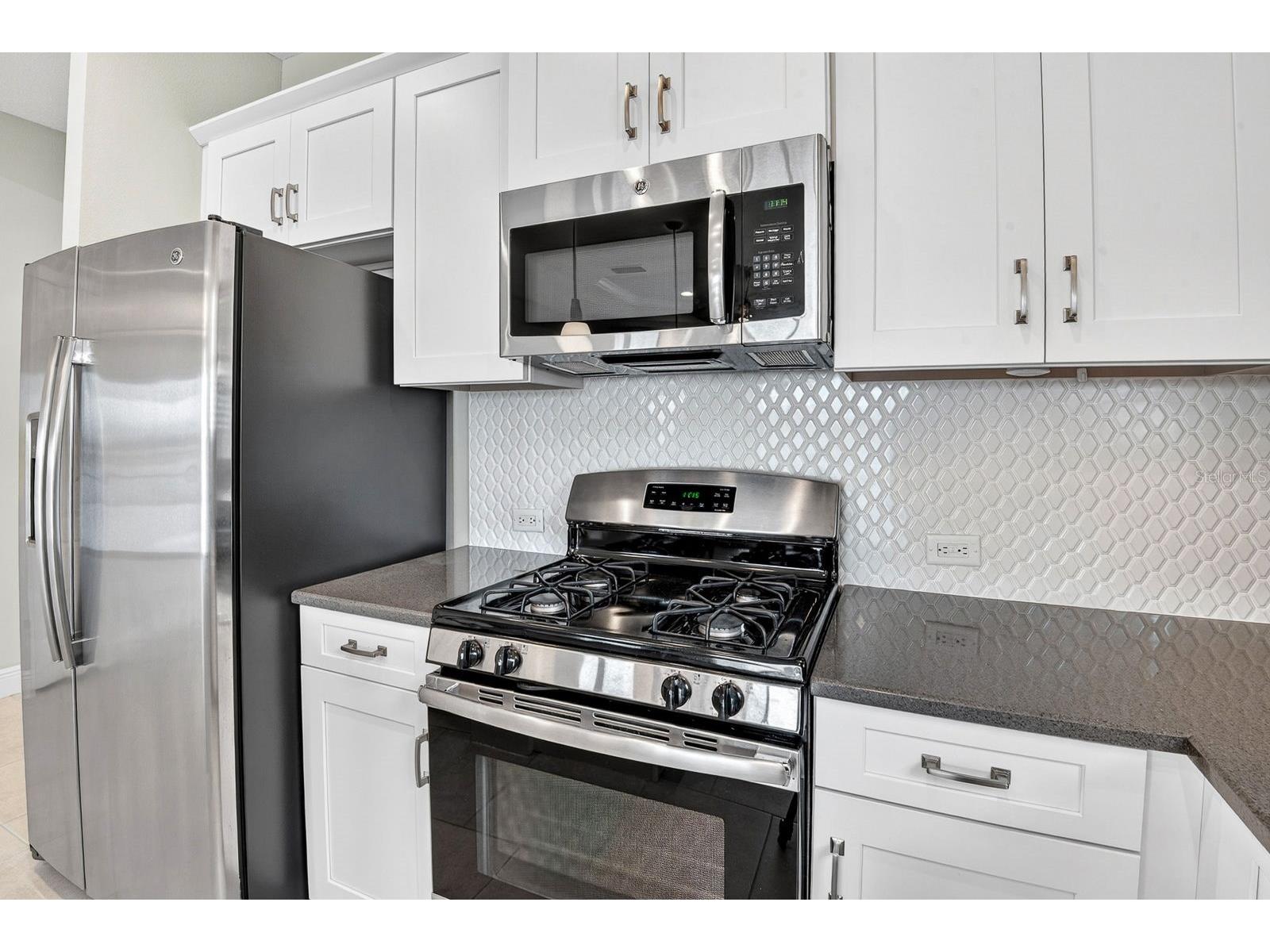 4417 Amalfi Avenue Sarasota FL 34243 A4692042 image38