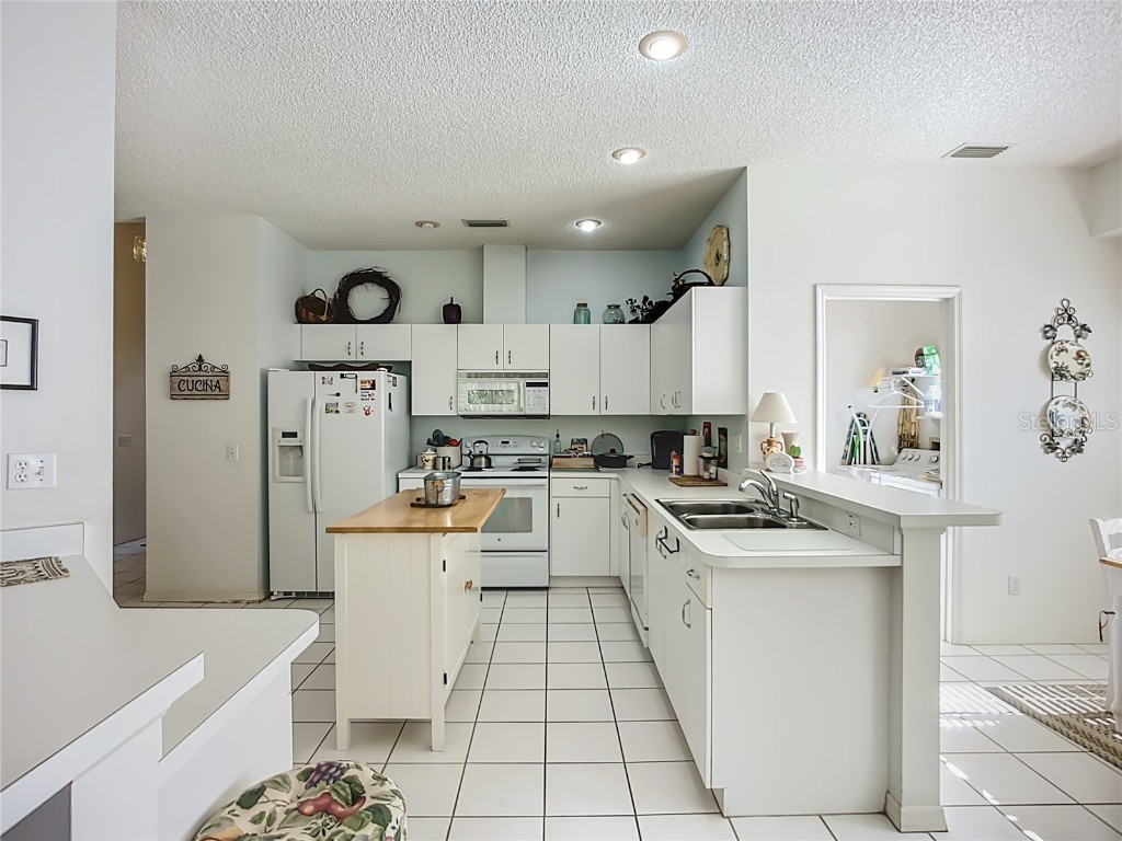 4417 Beauchamp Court Sarasota FL 34243 A4671238 image20