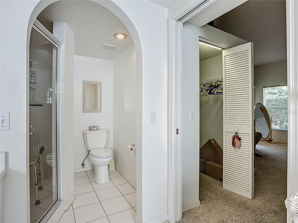 4417 Beauchamp Court Sarasota FL 34243 A4671238 image31