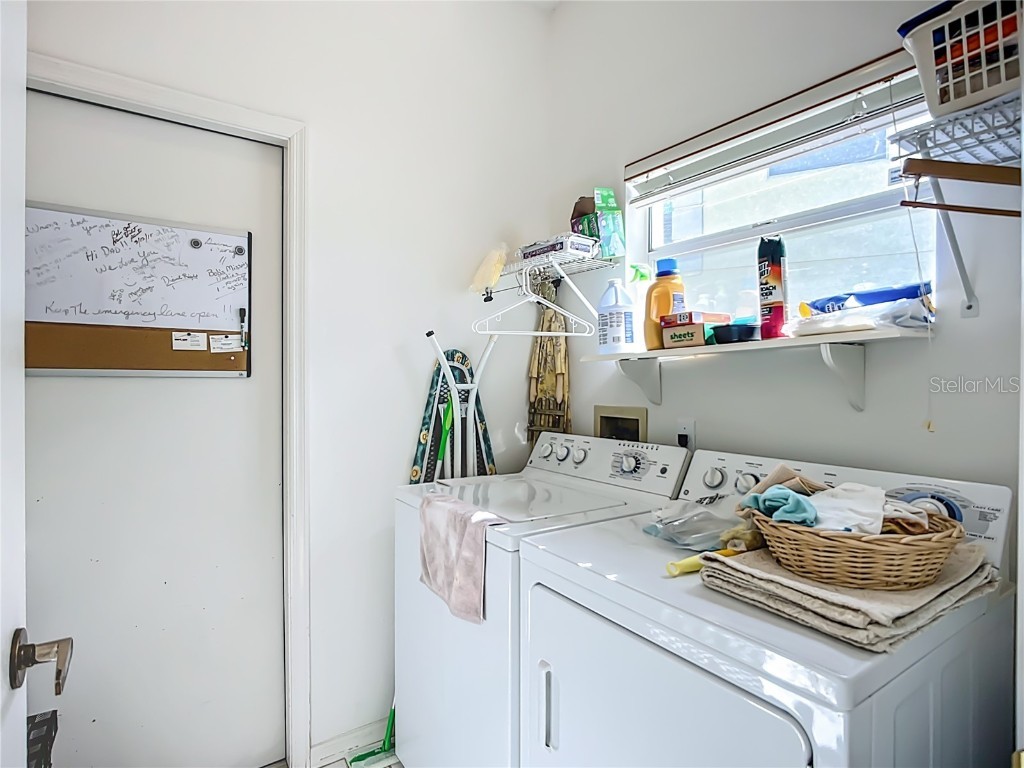 4417 Beauchamp Court Sarasota FL 34243 A4671238 image33