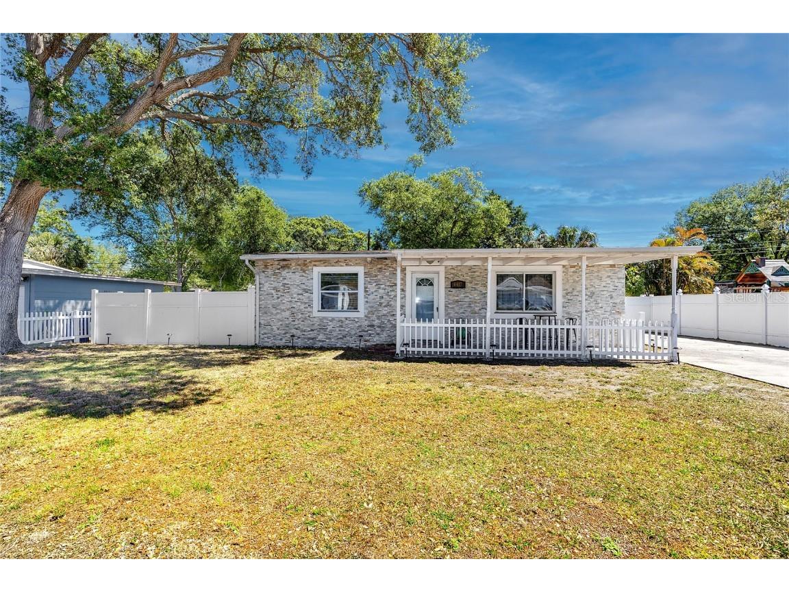 4417 Crestwood Drive N Saint Petersburg FL 33714 T3435106 image1