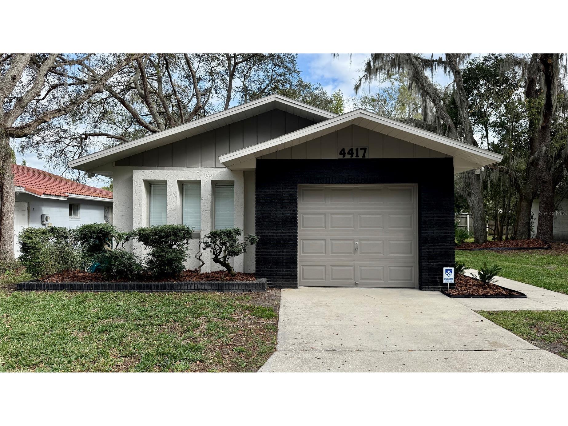 4417 Fair Weather Way Orlando FL 32808 O6371224 image1