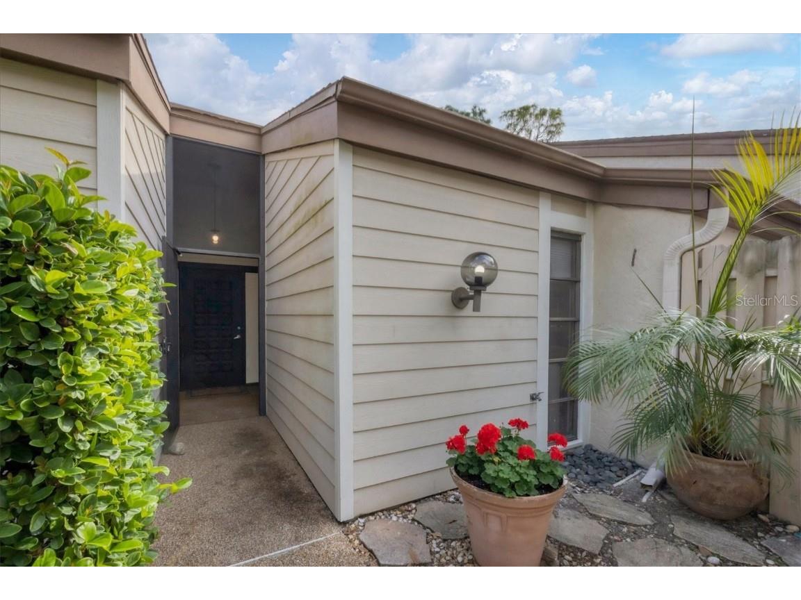 4417 Glebe Farm Road #150 Sarasota FL 34235 A4590544 image1