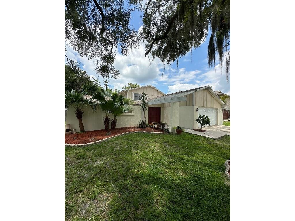 4417 Larkfield Lane Tampa FL 33624 T3541535 image1