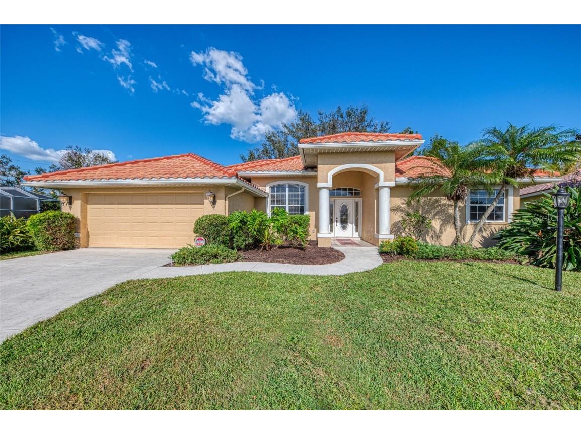 4417 Mcintosh Lake Ave Sarasota FL 34233 A4624359 image1