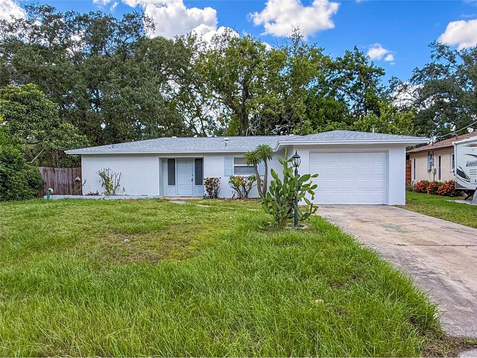 4417 Parnell Drive Sarasota FL 34232 A4698841 image1