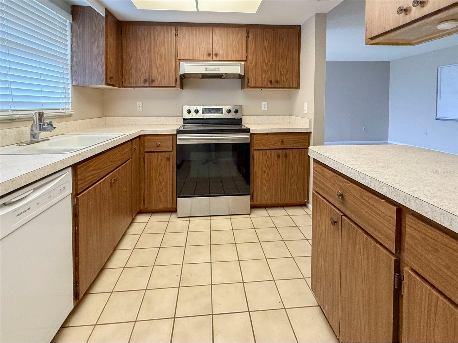 4417 Parnell Drive Sarasota FL 34232 A4698841 image6