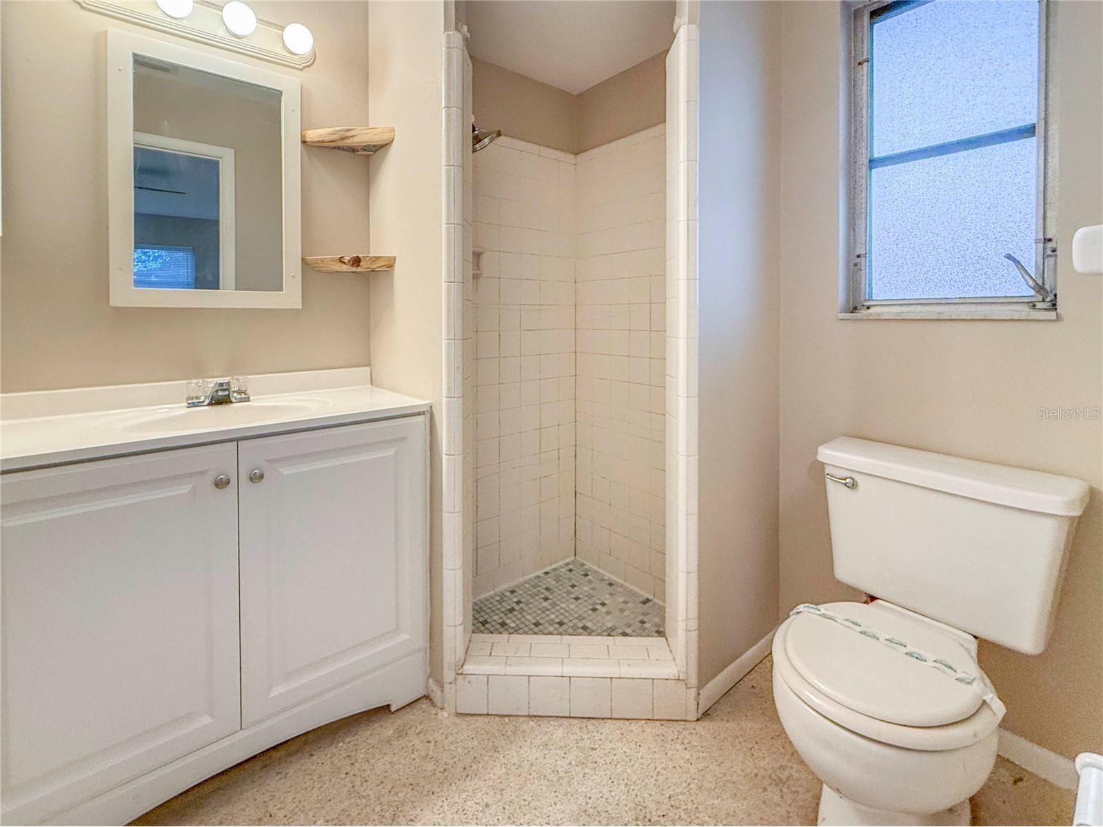4417 Parnell Drive Sarasota FL 34232 A4698841 image8