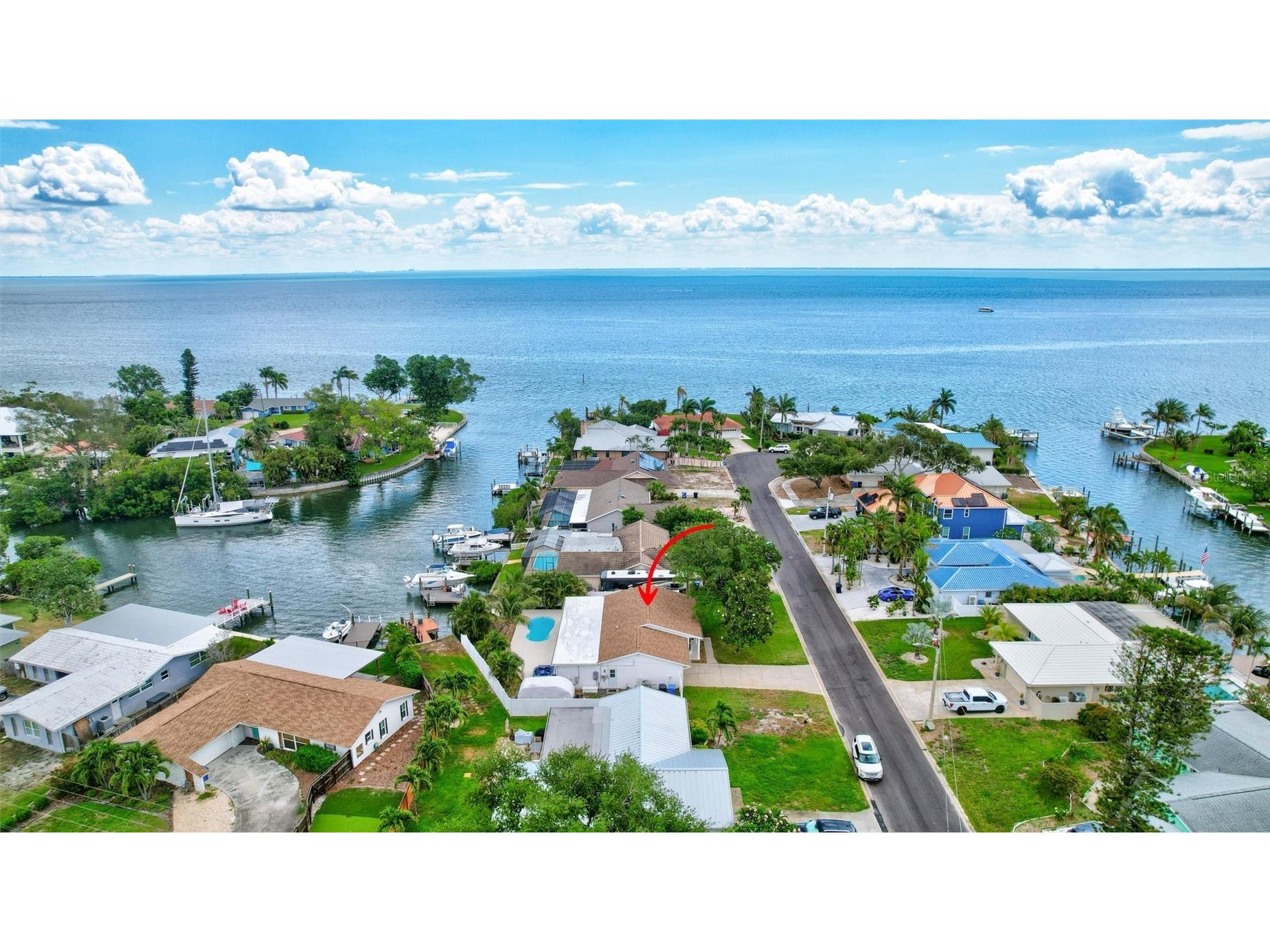 4417 Trout Drive SE Saint Petersburg FL 33705 TB8506927 image1