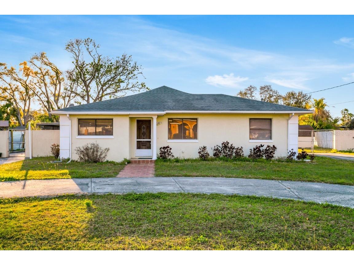 4418 Carlyle Road Tampa FL 33615 TB8352121 image1