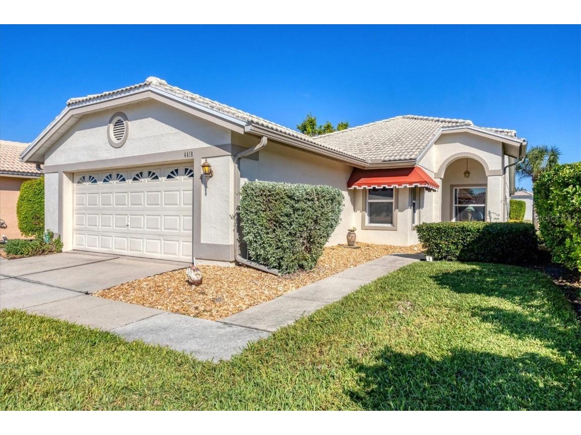 4418 Muirfield Drive Bradenton FL 34210 A4668593 image1