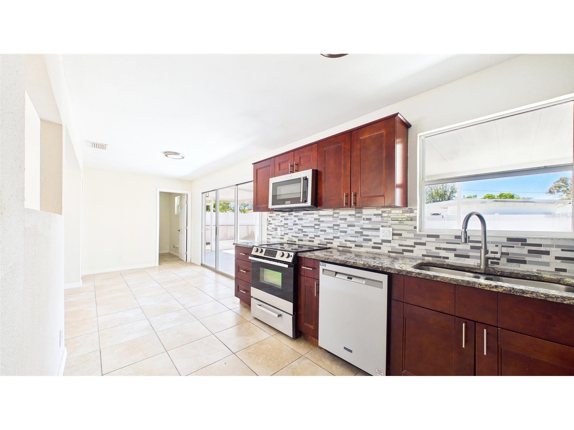 4418 W Fairview Heights Tampa FL 33616 TB8480574 image10