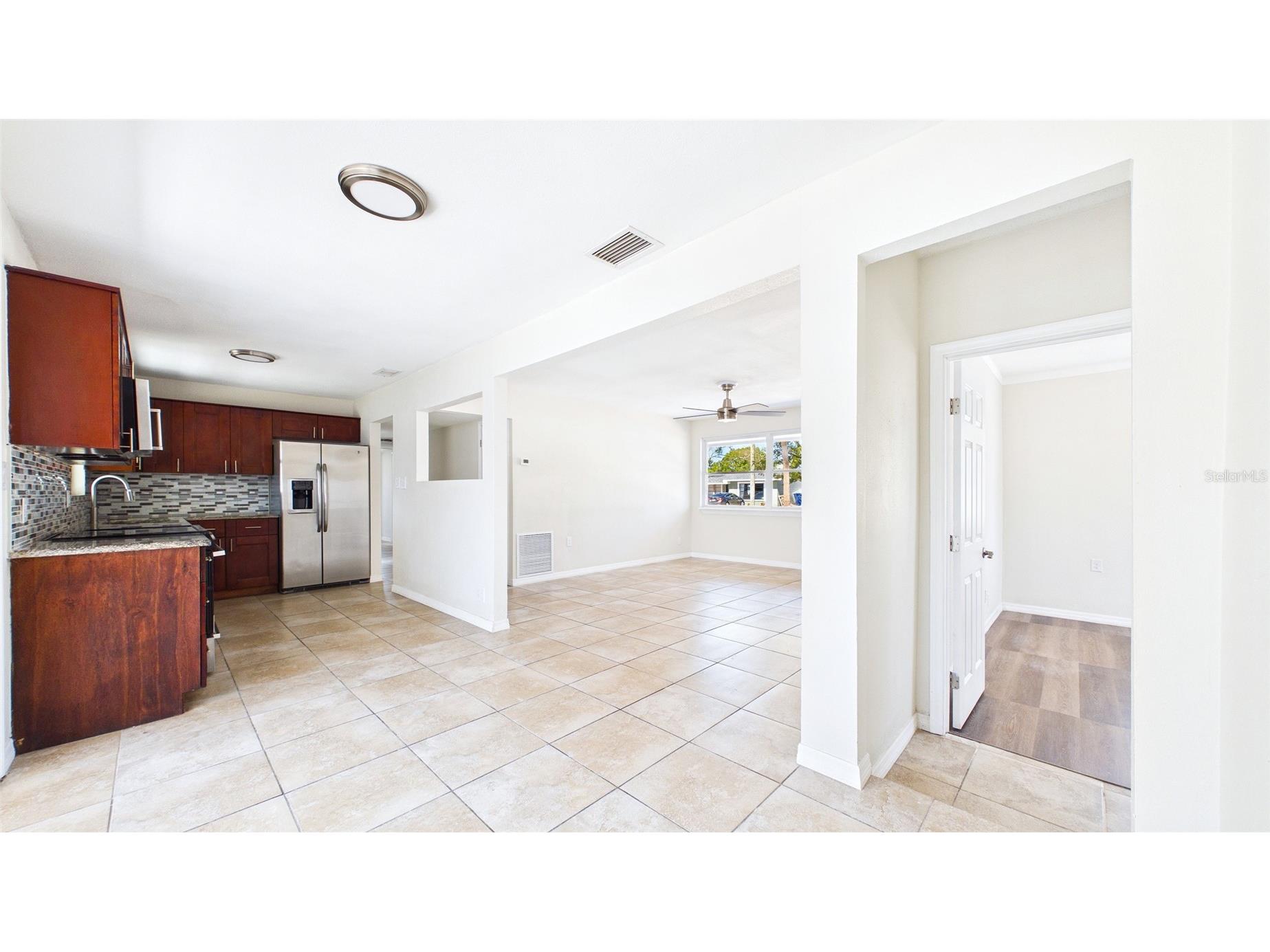 4418 W Fairview Heights Tampa FL 33616 TB8512976 image7