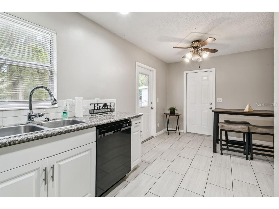 4419 Dolphin Drive Tampa FL 33617 TB8431716 image6