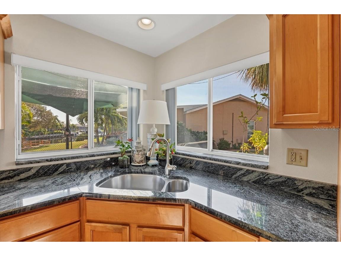 4419 Mangrove Point Road Bradenton FL 34210 A4673706 image11