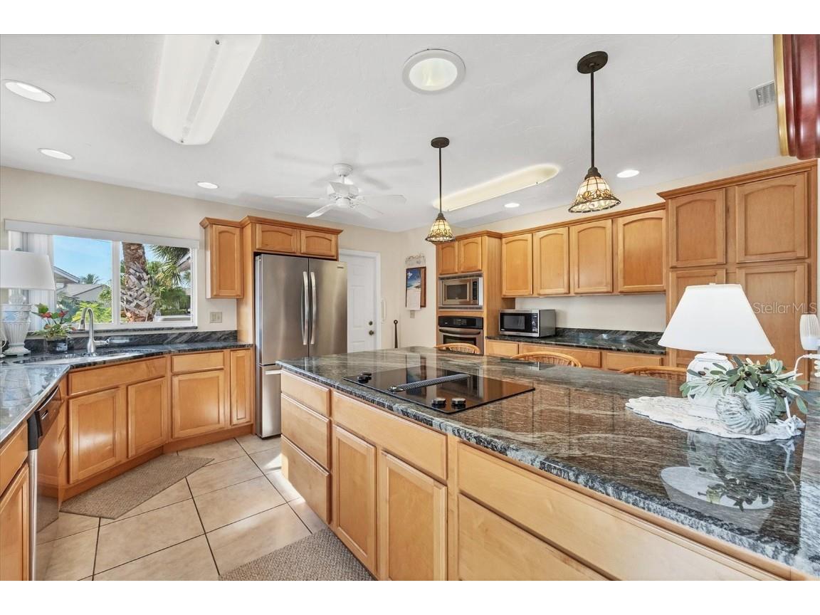 4419 Mangrove Point Road Bradenton FL 34210 A4673706 image12