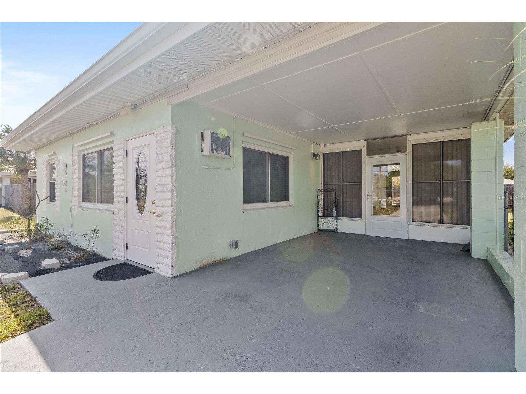 4419 Melbourne Street Punta Gorda FL 33980 C7521327 image2