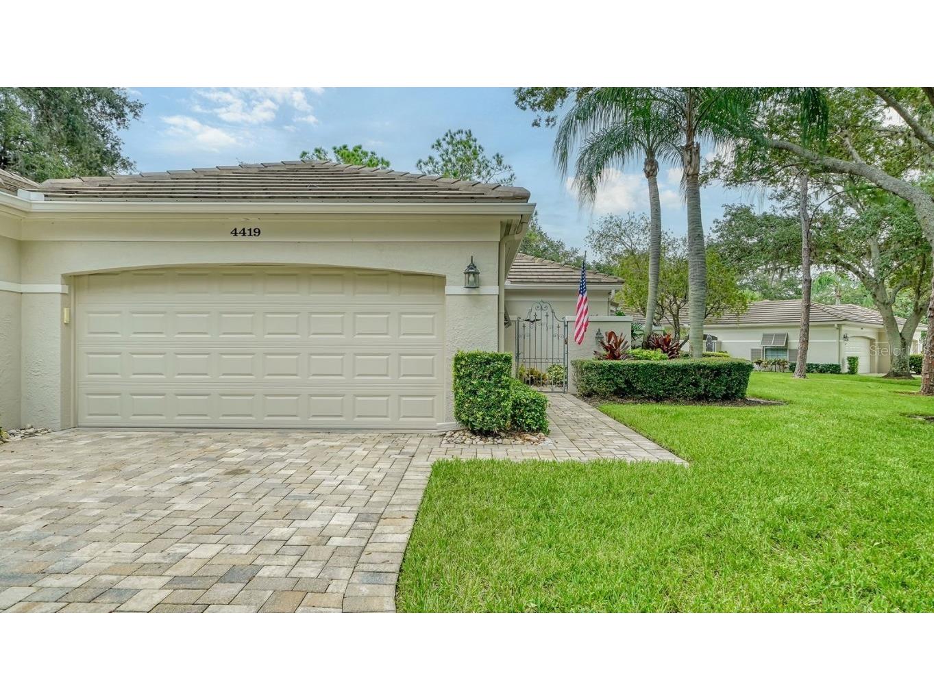 4419 Oakley Greene #19 Sarasota FL 34235 A4624532 image1