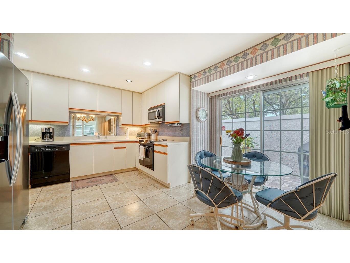 4419 Oakley Greene #19 Sarasota FL 34235 A4624532 image14