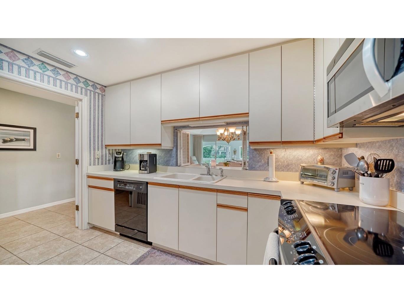 4419 Oakley Greene #19 Sarasota FL 34235 A4624532 image17