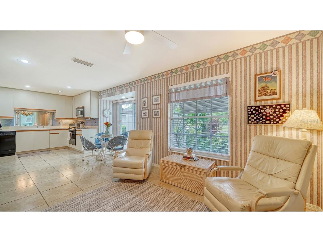 4419 Oakley Greene #19 Sarasota FL 34235 A4624532 image21