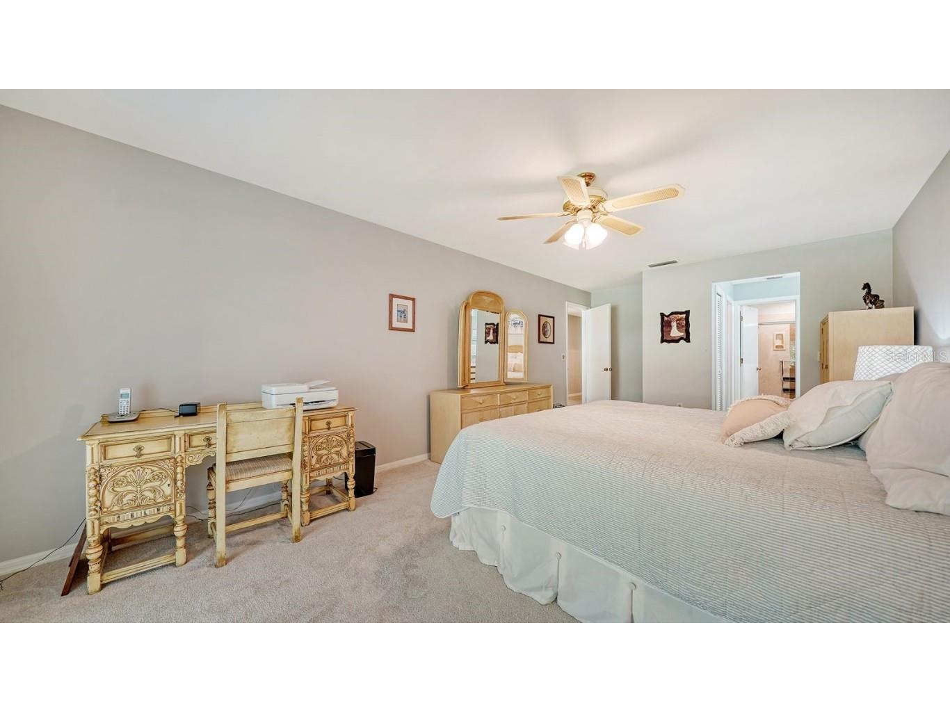 4419 Oakley Greene #19 Sarasota FL 34235 A4624532 image24