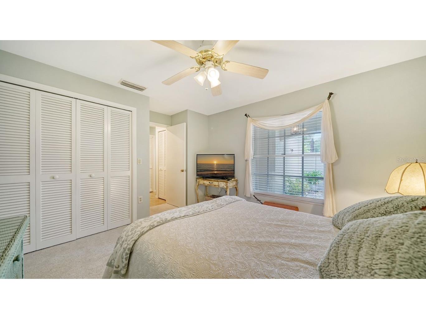 4419 Oakley Greene #19 Sarasota FL 34235 A4624532 image29