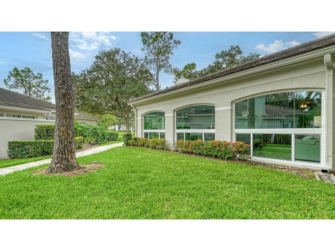 4419 Oakley Greene #19 Sarasota FL 34235 A4624532 image33