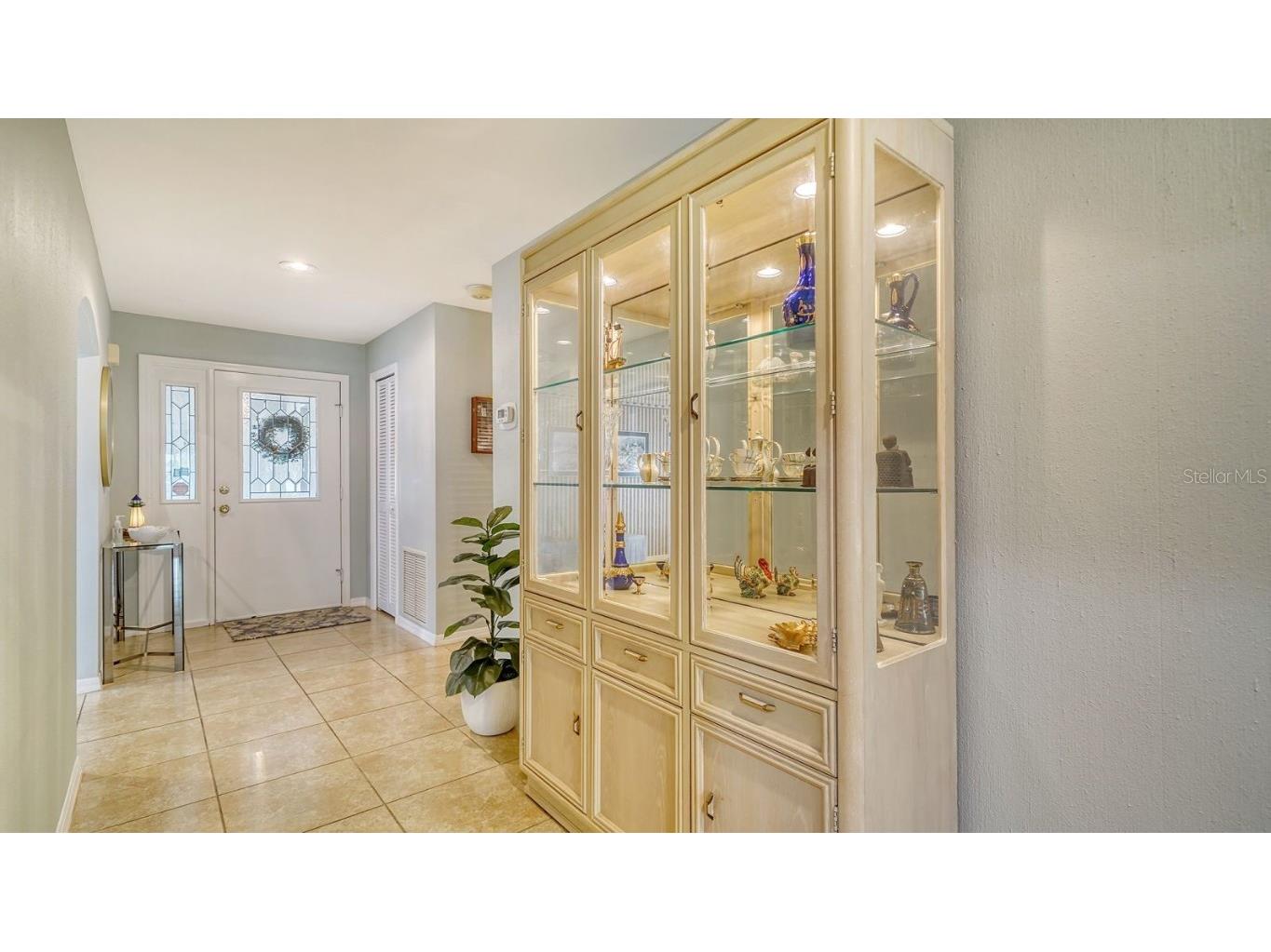 4419 Oakley Greene #19 Sarasota FL 34235 A4624532 image6