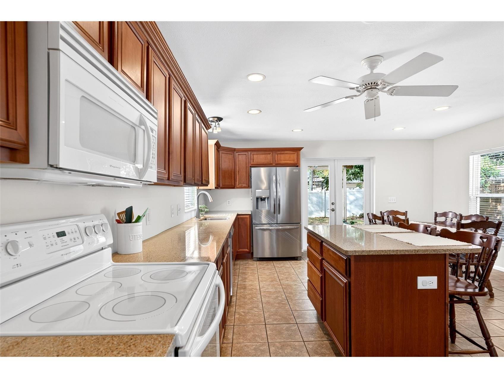 4419 W Iowa Avenue Tampa FL 33616 TB8483261 image15