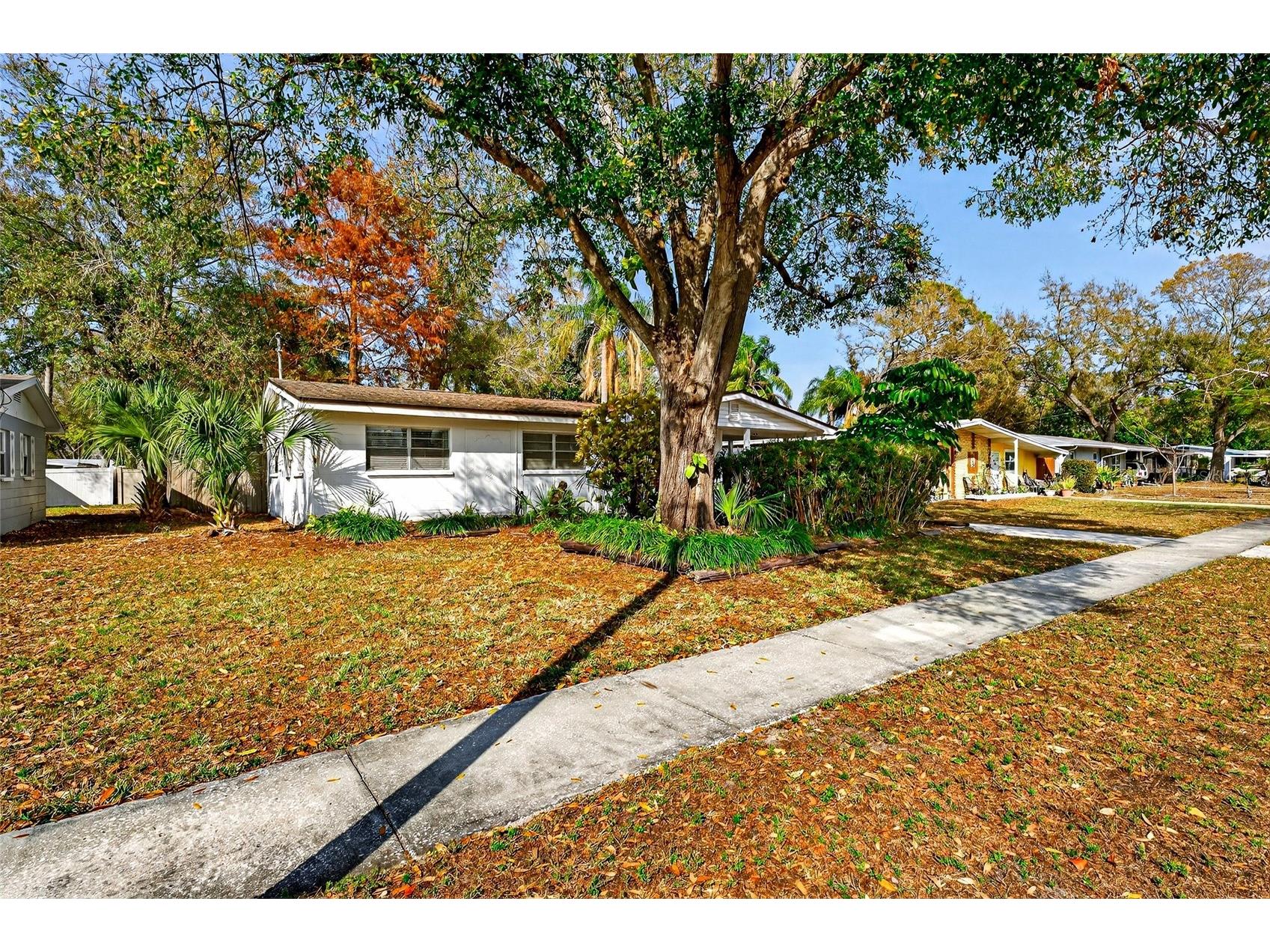 4419 W Iowa Avenue Tampa FL 33616 TB8483261 image32