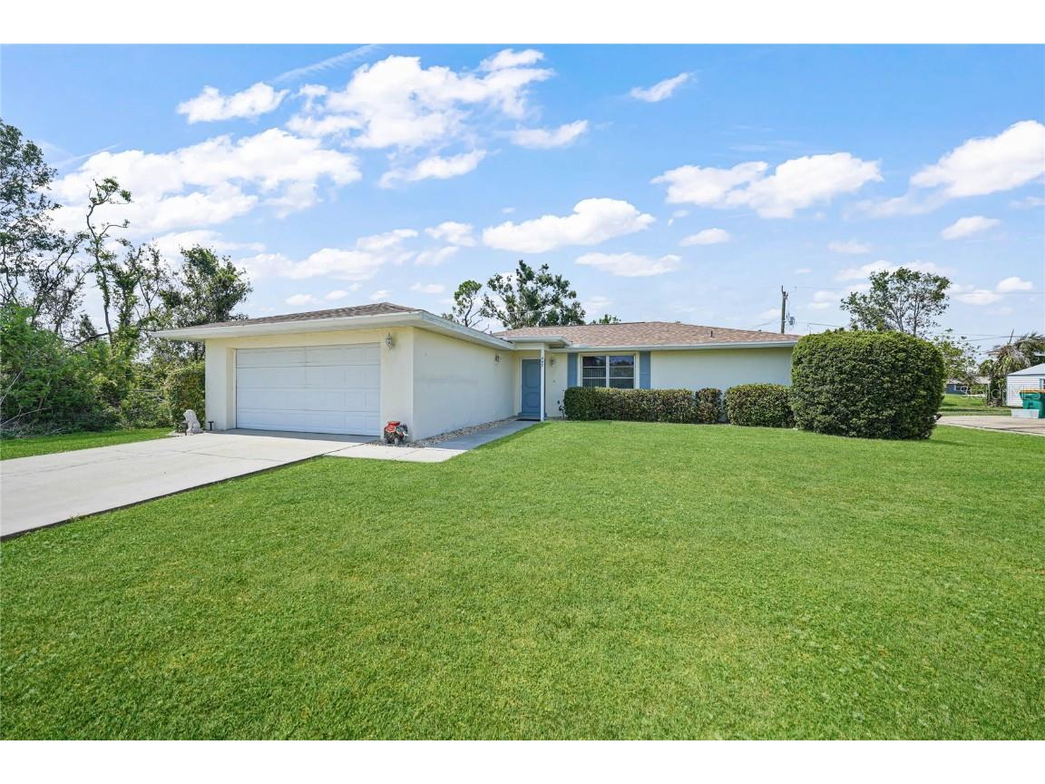 442 Cypress Avenue NW Port Charlotte FL 33952 C7475473 image1