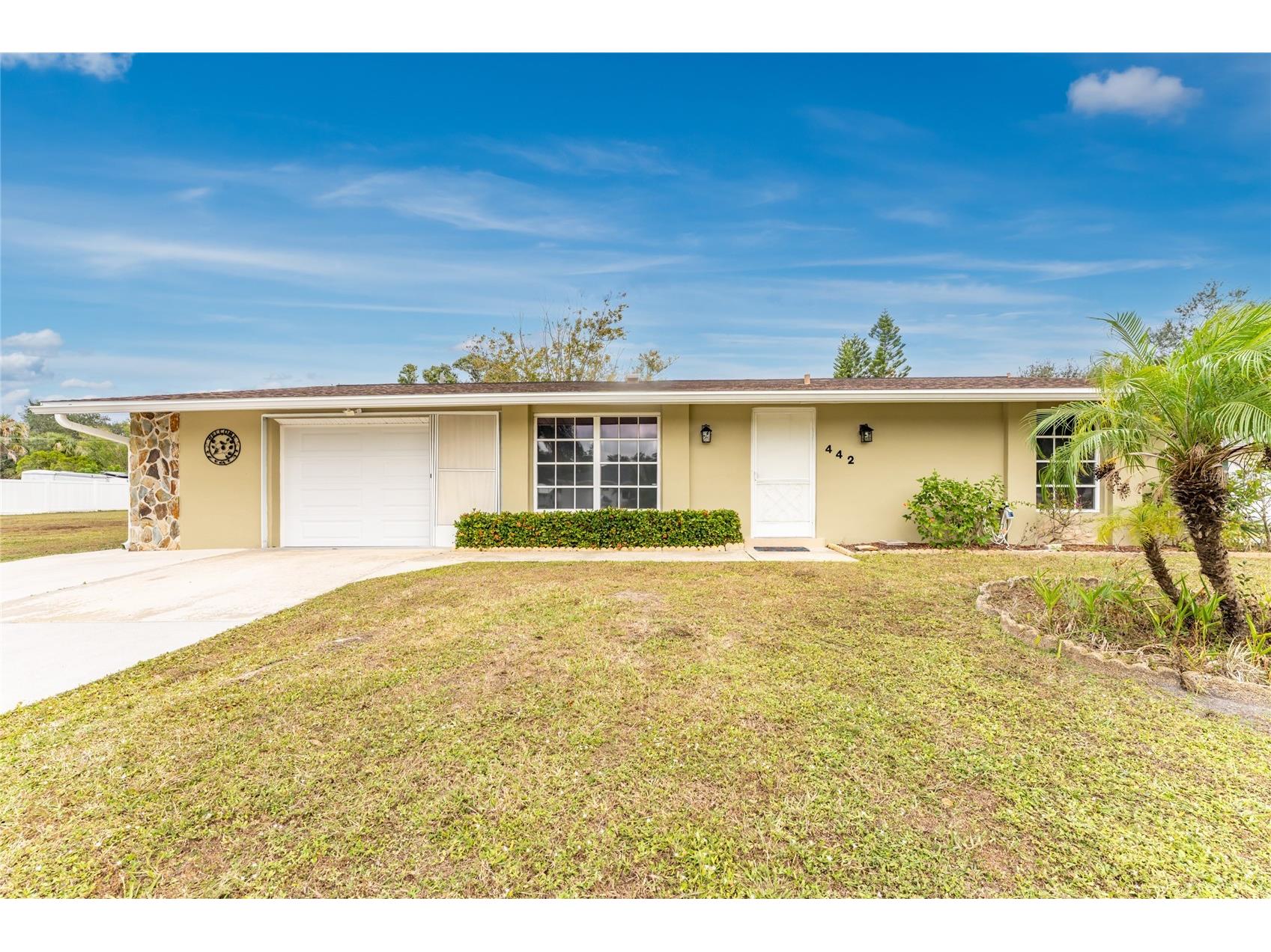 442 Kostner Street Port Charlotte FL 33954 C7519158 image1