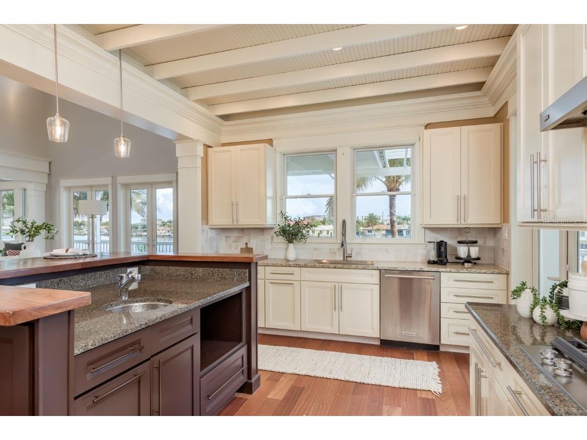 442 Midway Island Clearwater Beach FL 33767 TB8399954 image23