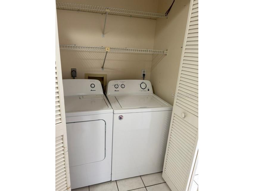 442 N Jefferson Avenue Sarasota FL 34237 A4683814 image9