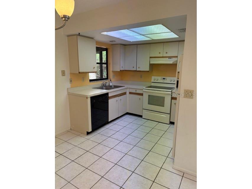 442 N Jefferson Avenue Sarasota FL 34237 A4689945 image5